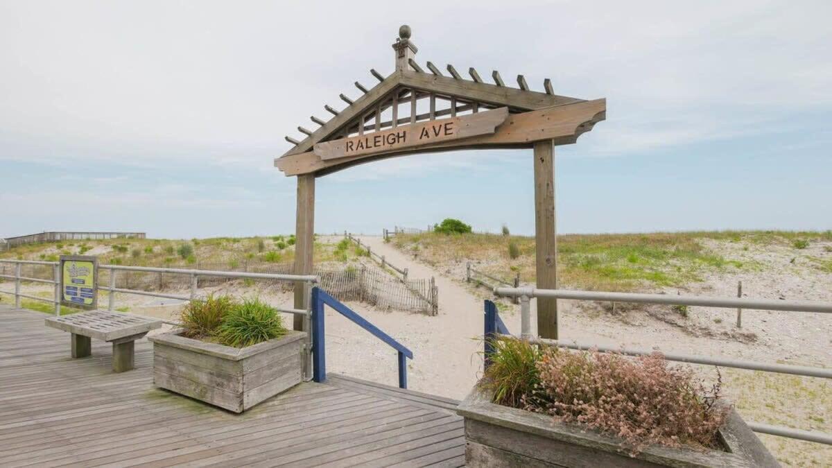 Escape To Raleigh Ave 3 Steps From The Beach Atlantic Stadt Exterior foto