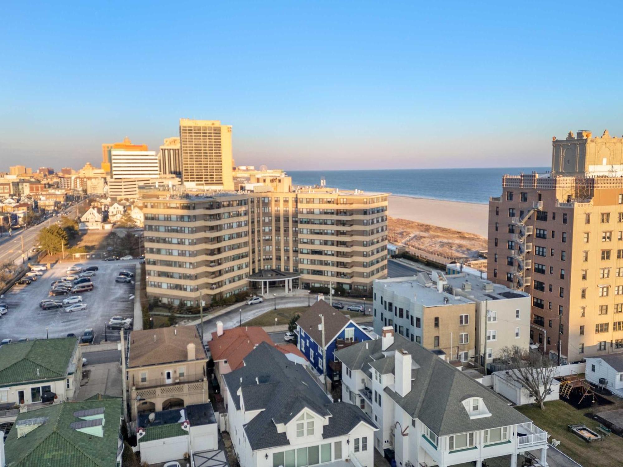 Escape To Raleigh Ave 3 Steps From The Beach Atlantic Stadt Exterior foto